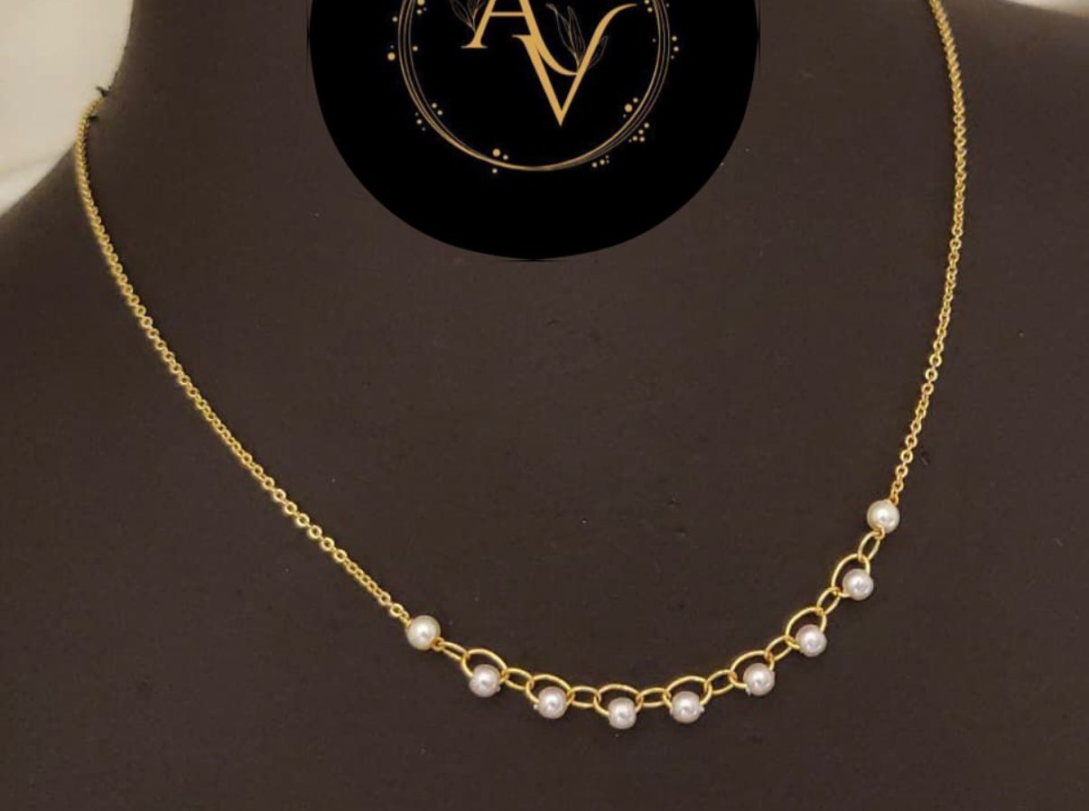 Daily wear pearl necklace